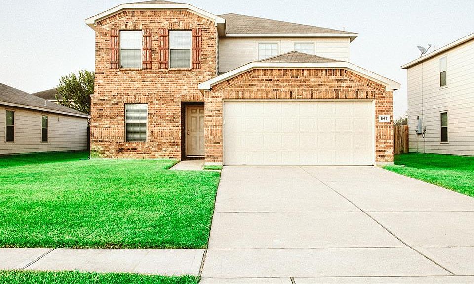 1st image of 847 Canyon Hill Ln