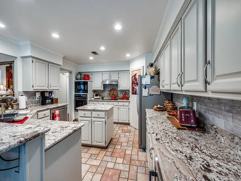 116 Cayuga Trl — Photo 7