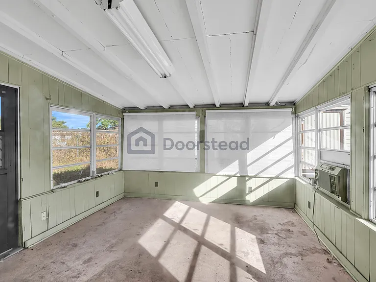 8338 Bumford Ave — Photo 16