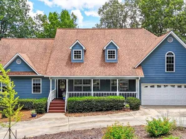 101 Cherokee Dr S, Waleska, GA 30183
