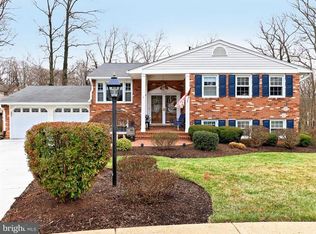 6007 Mineola Ct, Springfield, VA 22152