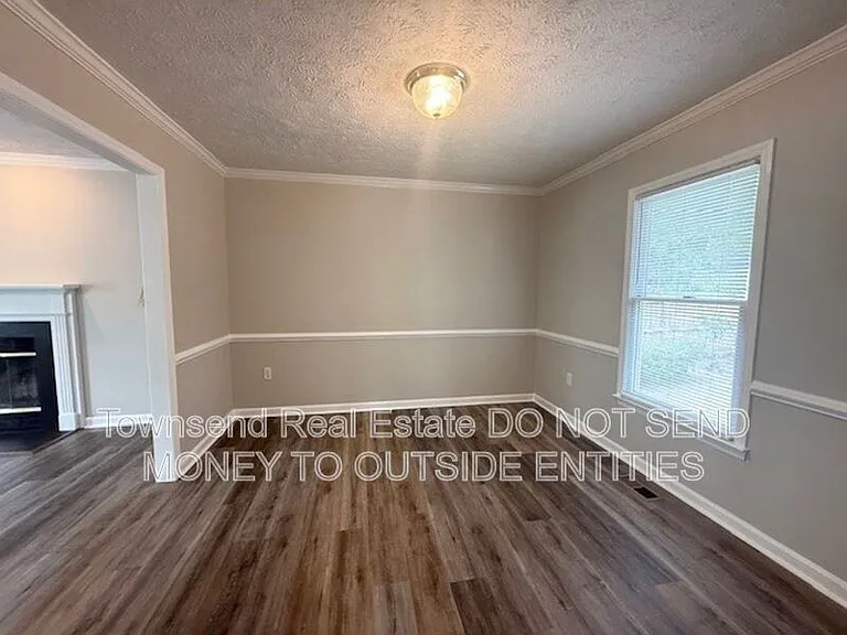 2012 Fig Ct — Photo 5