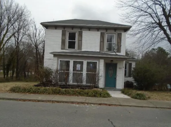 901 Traver Ave, South Boston, VA 24592