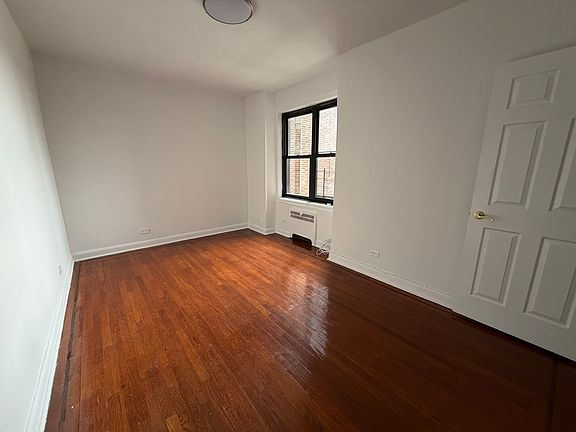 5th image of 160 Beach 117th St APT 4B