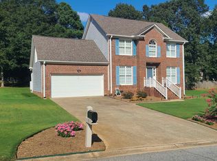 5 Natchez Dr, Mauldin, SC 29662