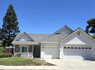 1778 E Oakmont Ave, Fresno, CA 93730