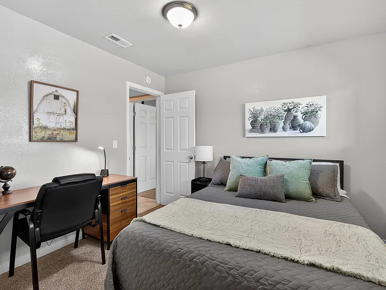 N Morgan Pl — Photo 19