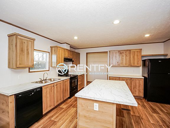 5th image of 174 Trivette Rd