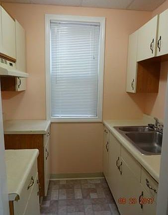 5th image of 19 E Haverhill St #1R