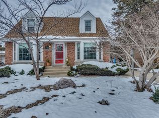 7540 W Rosedale Ave, Chicago, IL 60631