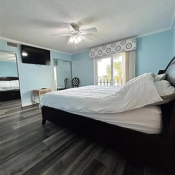 868 Bayway Blvd #304 — Photo 11