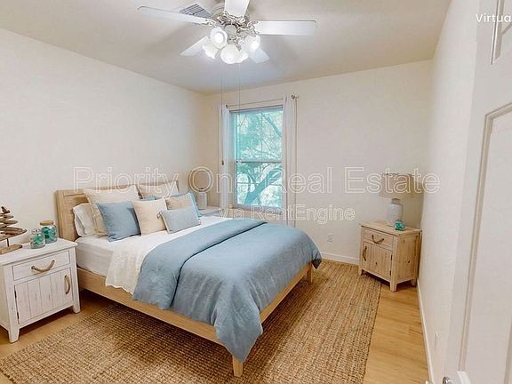 3rd image of 10921 Sabre Hill Dr Unit 374