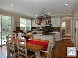 Kitchen open to Family Rm