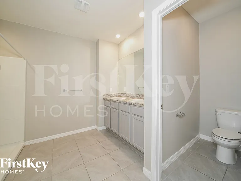 1055 Andean Ln — Photo 10