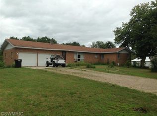 3575 30th St, Hopkins, MI 49328