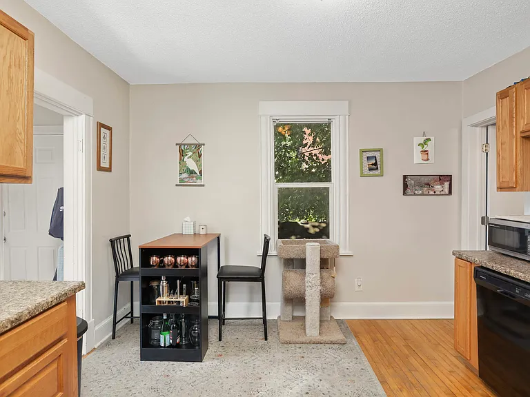 750 Buchanan St NE #1 — Photo 8
