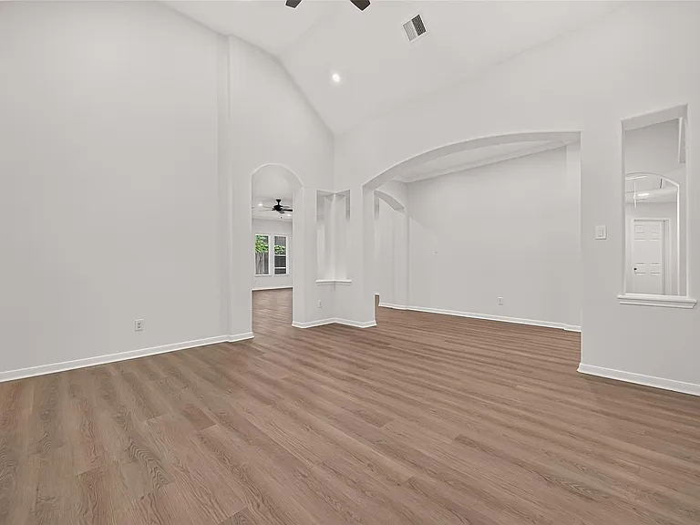 5607 Granite Falls Ln — Photo 13