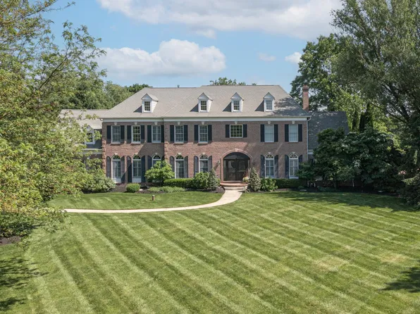 17 Martindell Dr, Newtown, PA 18940