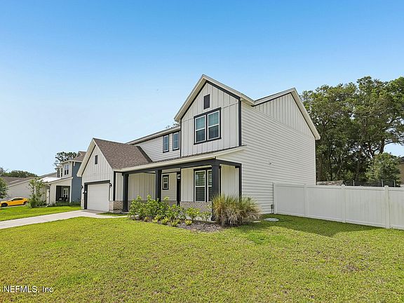 2nd image of 12424 TIERRA CHASE Way
