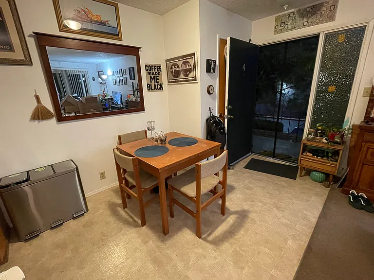 608 Adams St #4 — Photo 2