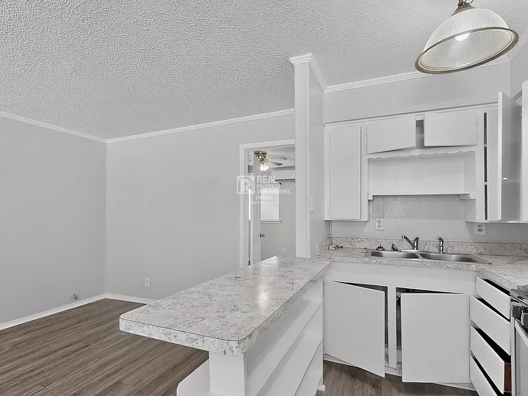 1585 N Mill St — Photo 9