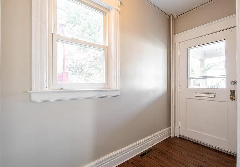 450 Yates St #2 — Photo 18