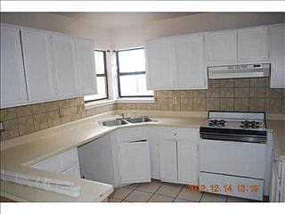 4th image of 9424 Landry McKee Ln