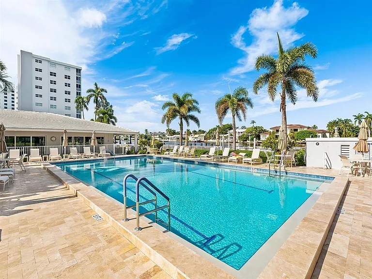 3300 S Ocean Blvd #318C — Photo 39