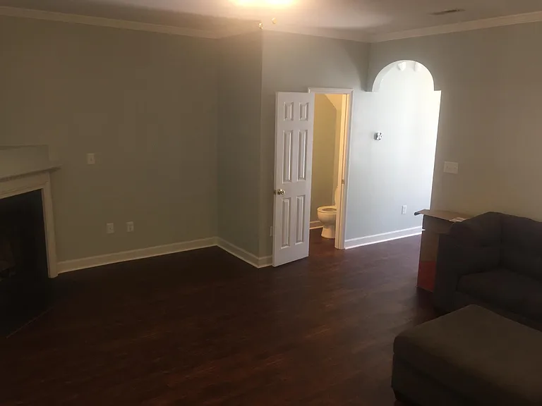 2210 Trailwood Valley Cir — Photo 10