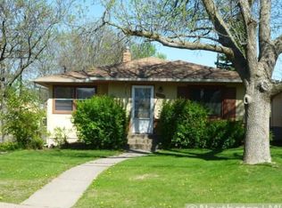 1350 Furness Pkwy, Saint Paul, MN 55119