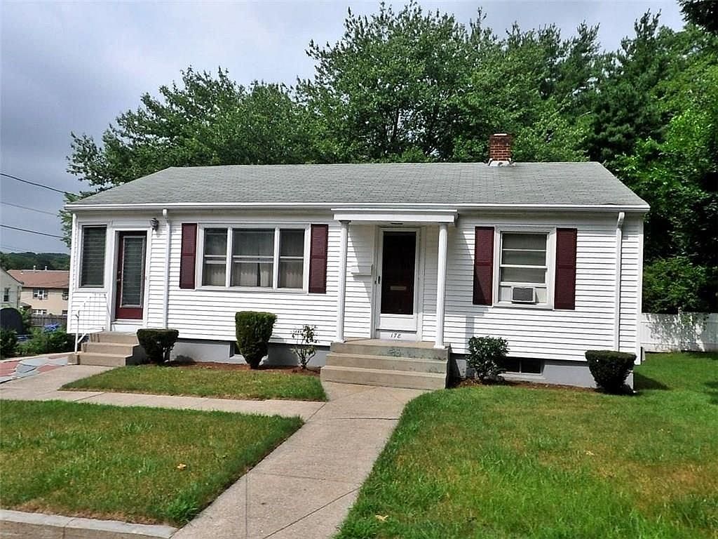 178 West St, West Warwick, RI 02893 Zillow