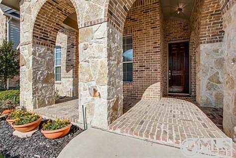 4th image of 1021 Hayden Ln