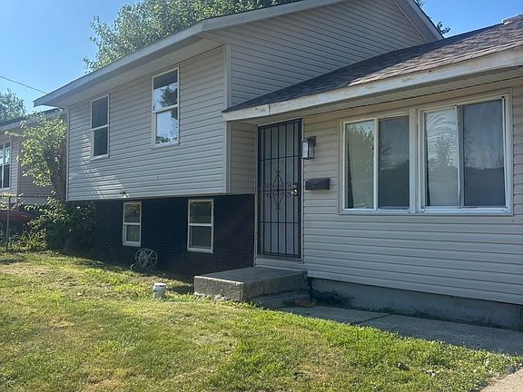 2nd image of 1436 Congress Ln