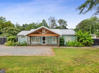 6121 N Main St SE, Acworth, GA
