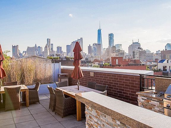 3rd image of 229 Chrystie St APT 1104
