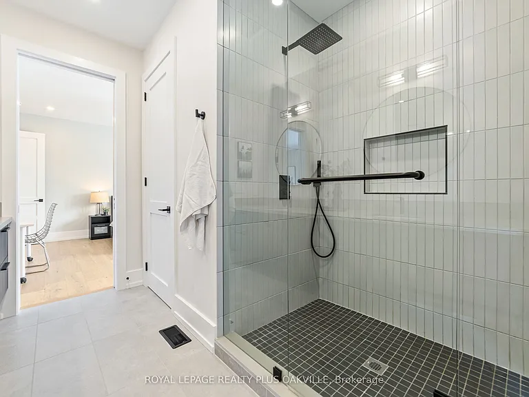 2057 Salvator Blvd — Photo 34