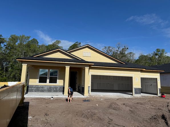 96049 College Pkwy, Fernandina Beach, FL