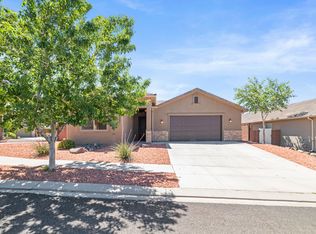 733 W 400 N, Hurricane, UT 84737