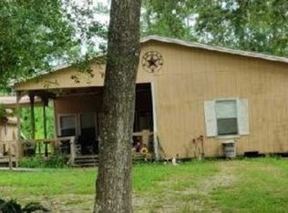 401 Mid Ln, Shepherd, TX 77371