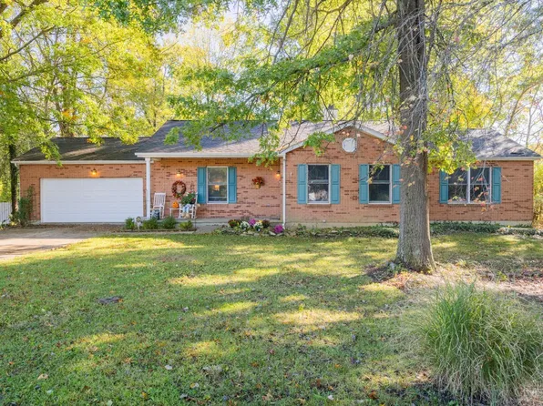 3596 Lake Meadow Dr, Amelia, OH 45102