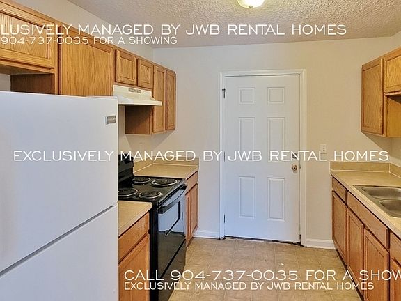 4th image of 4378 Melissa Ct W