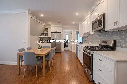 53 Quint Ave #3T Photo 1