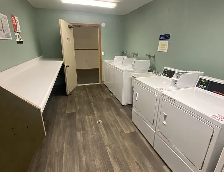 Apple Tree Apartments — Photo 18
