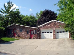 6 Maple St, Delaware, OH 43015