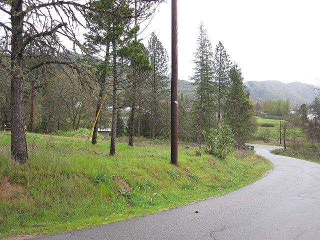 1st image of 570 NW Scenic Dr