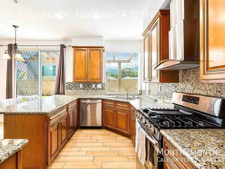 5554 Pheasant Dr — Photo 7