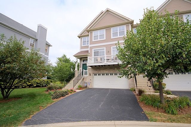 1st image of 584 Shoreline Dr #584
