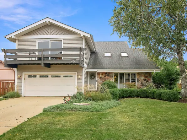 658 Monterey Dr, Crystal Lake, IL 60014