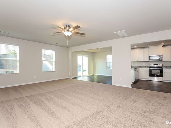 5th image of 4618 Glencraig Ave
