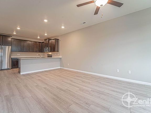 4th image of 7020 NE 156th Pl